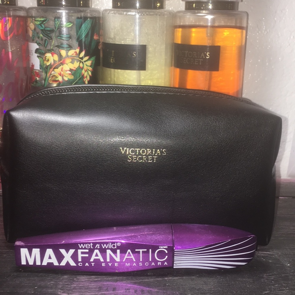 Victoria’s Secret small makeup bag